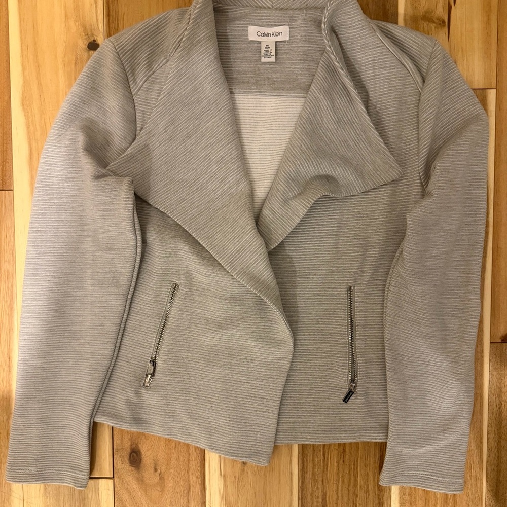 Calvin Klein Light Gray Ribbed Knit Top - Picture 3 of 3